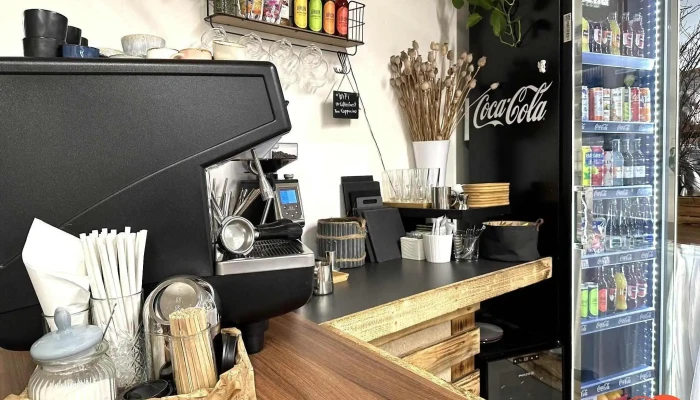 Flower Coffee -  Vzhled A Atmosfera - Masarykovo Nám. 31