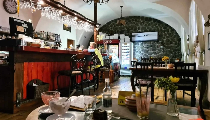 Franqueza Cafe -  Vzhled A Atmosfera - Masarykovo Nám. 60