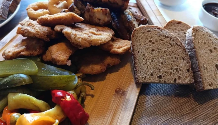 Gambrinus Street Jihlava -  Oteviraci Doba - Židovská 22