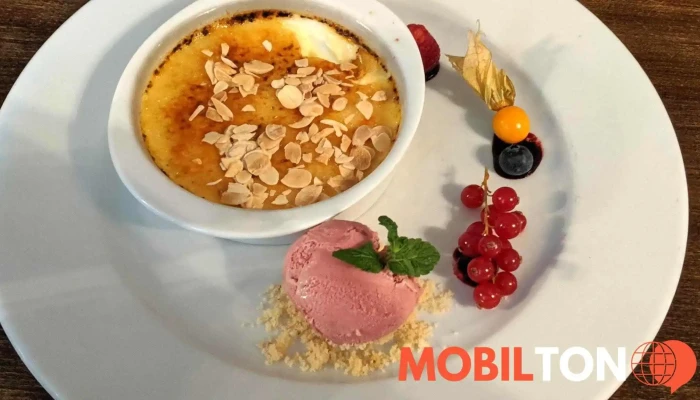 Genius Loci -  Custard - Náměstí 54