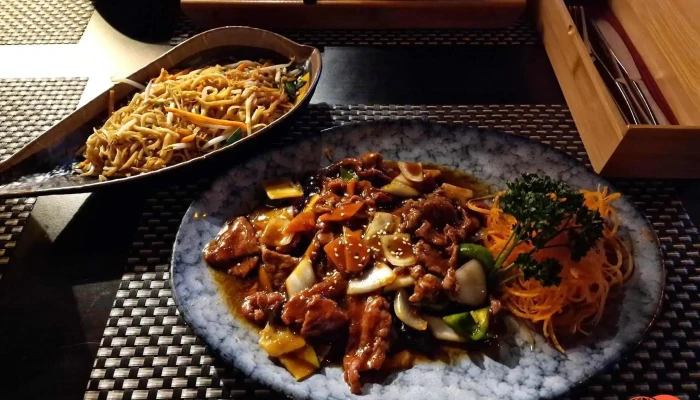Golden Sun -  Yakisoba - Sídl. Pražská 2902