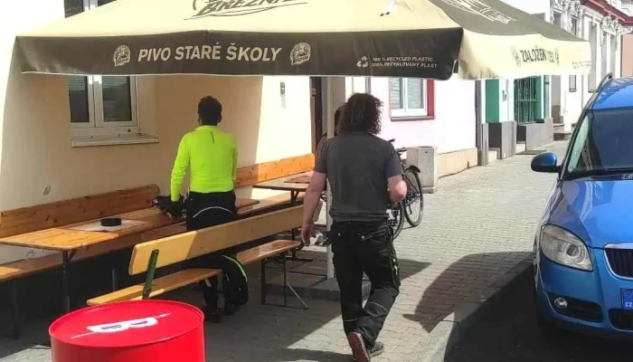 Hospoda Na Ruzku Od Vlastnika - Pražská 51