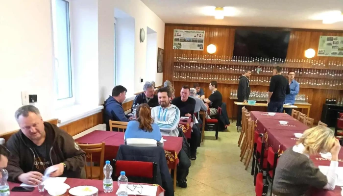 Hospudka Na Hristi Restaurace - Zlechov