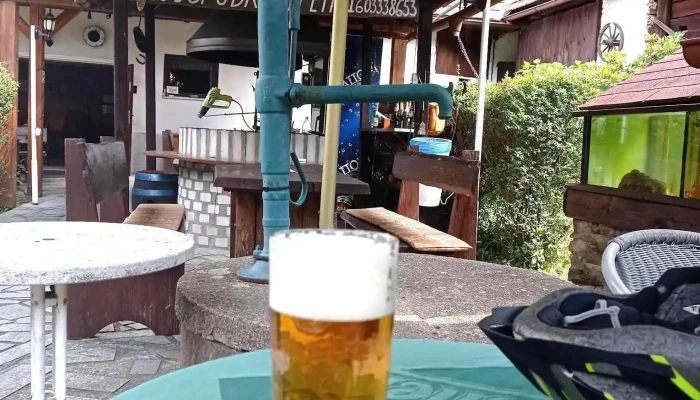 Hospudka U Petra Jidlo A Piti - Hněvkovice-ledeč Nad Sázavou