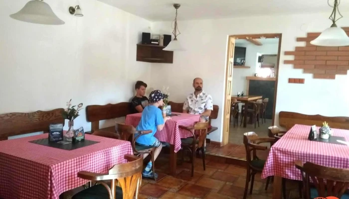 Hospůdka Na Konírně - 747 87 Budišov Nad Budišovkou