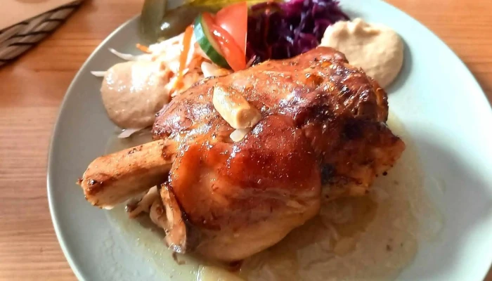 Hostinec Na Kopecku Chrast Restaurace - B. Němcové 235