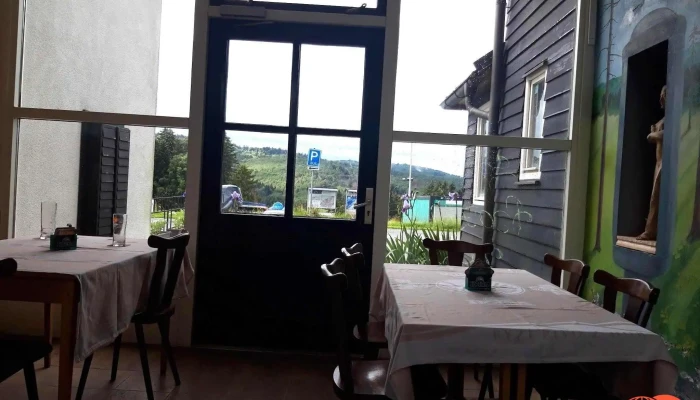 Hostinec Na Trojaku Vzhled A Atmosfera - Na Trojáku 217
