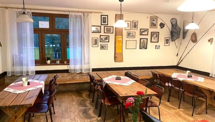 Hostinec "u Rozvědčíka" - Nezabudice