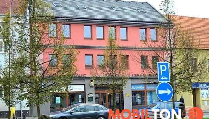 Hotel Kaskáda hotel-restaurace-konference-bowling-squash-fitness-spinning-dětská herna - Husovo Nám. 17