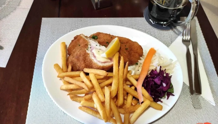 Hotel Linde Hotel A Restaurace Lipa Cinovec Jidlo A Piti - Dubí-teplice 1