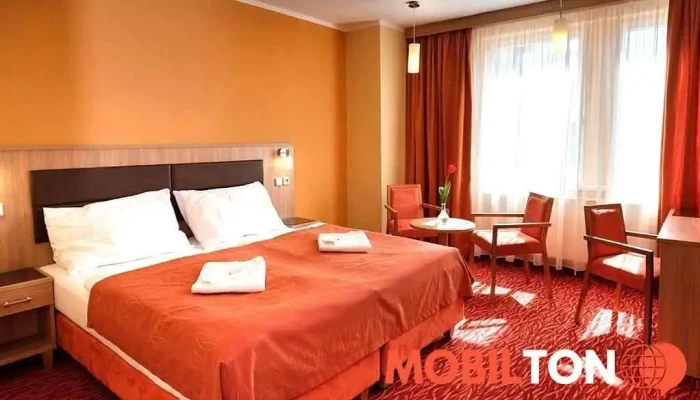 Hotel Opera -  Pokoje - Komenského 996