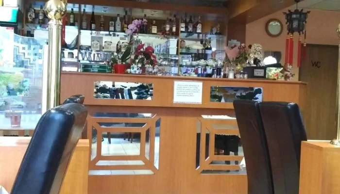 Indicka Restaurace Dilli Vzhled A Atmosfera - Tř. Budovatelů 1986