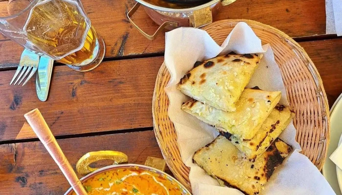 Indicka Restaurace Taj Mahal Decin Kureci Tikka Masala - Masarykovo Nám. 60