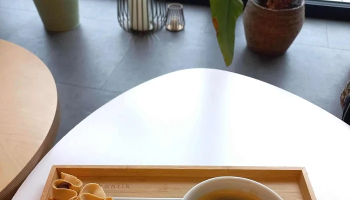 Kafe Kontik -  Kavarna - Želetická 2372 412 01