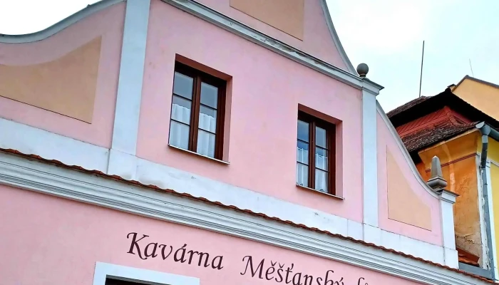 Kavarna Mestansky Dum Blizko Mě - Žižkovo Nám. 249
