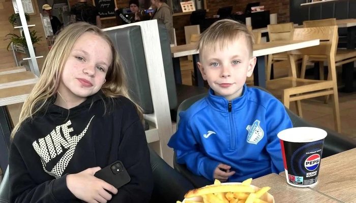 Kfc Decin Dt Restaurace - Ústecká 2052/8a 2052/8a