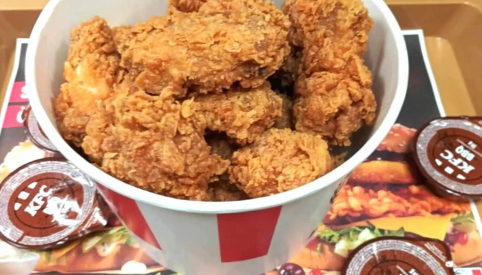 Kfc Decin Dt čislo - Ústecká 2052/8a 2052/8a