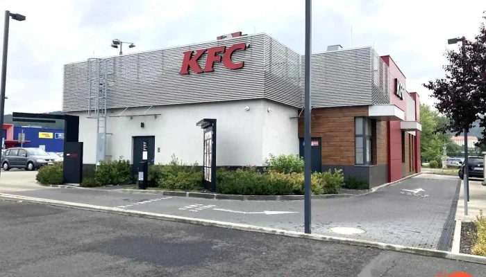 Kfc Děčín Dt - Ústecká 2052/8a 2052/8a
