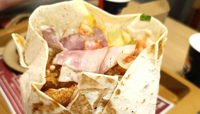 Kfc Zlin Zlate Jablko Hodnoceni - Nám. Míru 174