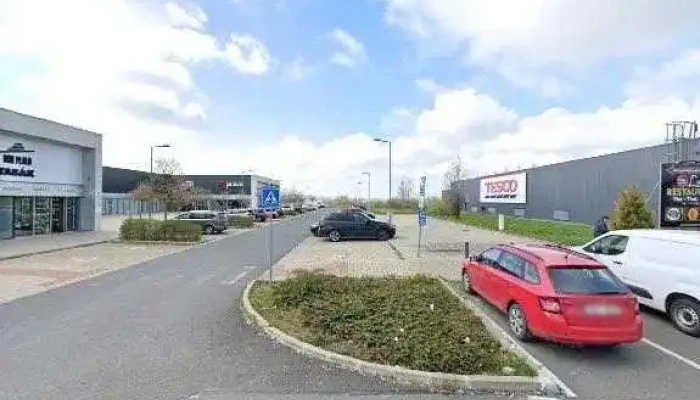 Koriandr -  Street View A 360deg - Černokostelecká 2255