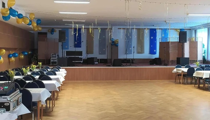 Kulturni Dum Zizelice Kulturni Centrum - Masarykovo Nám. 25