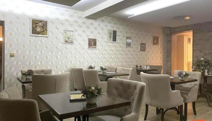 La Divinita Coffee Bistro Vzhled A Atmosfera - Třída Tomáše Garrigue Masaryka 840