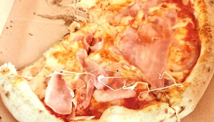 La Pisa Pizzerie -    Sadska Nejnovejsi - Palackého Nám. 258