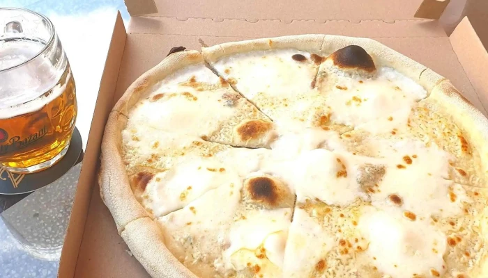 La Pisa Pizzerie -    Sadska Rozvoz Pizzy - Palackého Nám. 258