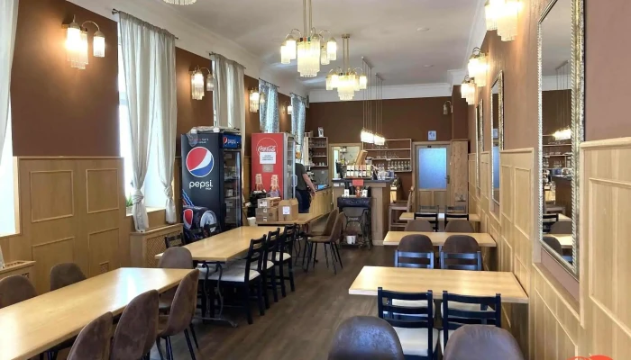 Lazenska Kavarna Vse - 10, U Plovárny 1259