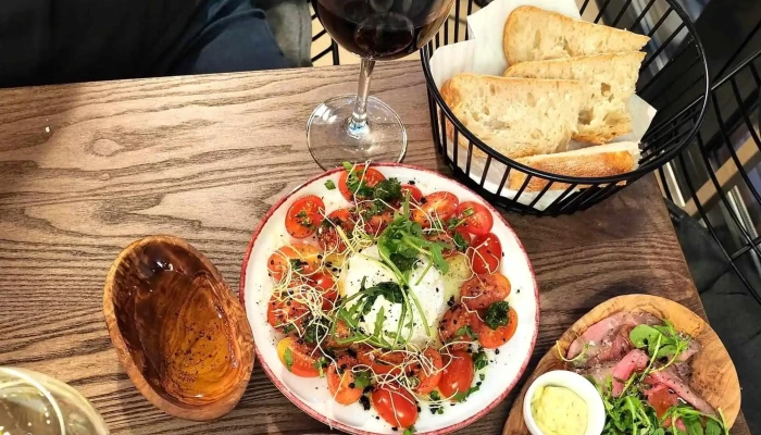 Little Sicily - Černokostelecká 126a