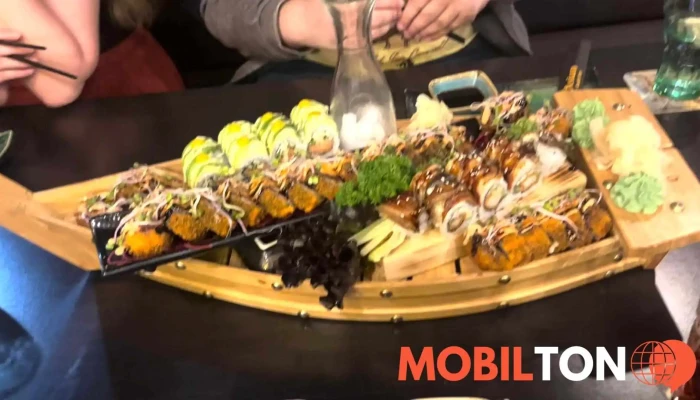 Louis Asian Restaurace Sushi Bar -  Videa - Pekárenská 382