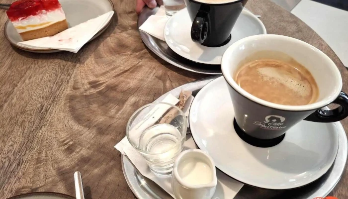 Lovo Cafe Cappuccino - 8. Května 156