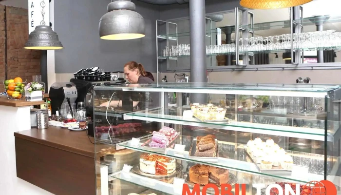 Lovo Cafe Vzhled A Atmosfera - 8. Května 156