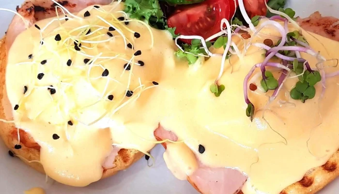 Maja Rodinne Bistro Videa - Husovo Nám. 74