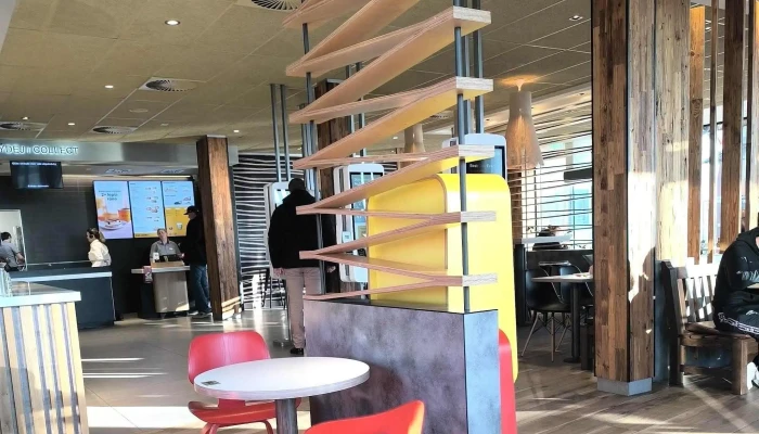 Mcdonalds Adresa - D 11