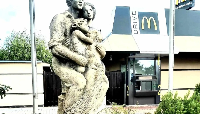 Mcdonalds Jak Se Dostat - Rudná