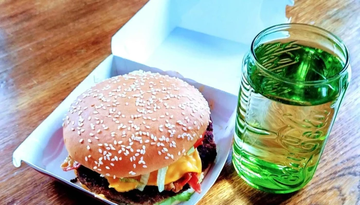 Mcdonalds Jidlo A Piti - Sofijská 2/3