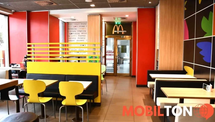 Mcdonalds Od Vlastnika - Masarykovo Nám. 68