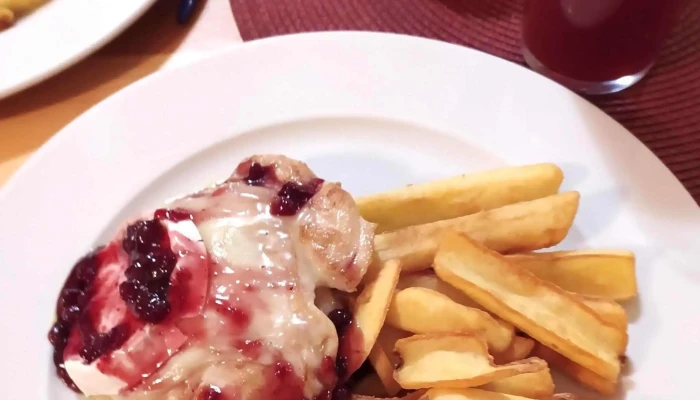 Miroslav Hosek   Restaurace A Penzion Tisuvka Hodnoceni - Cikháj