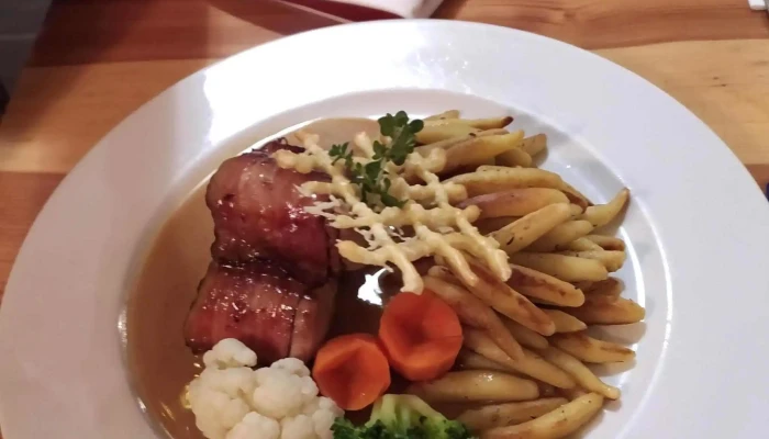 Miroslav Hosek   Restaurace A Penzion Tisuvka čislo - Cikháj