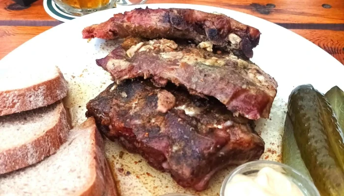 Mostecky Kahan Restaurace - Obránců Míru 2629/5