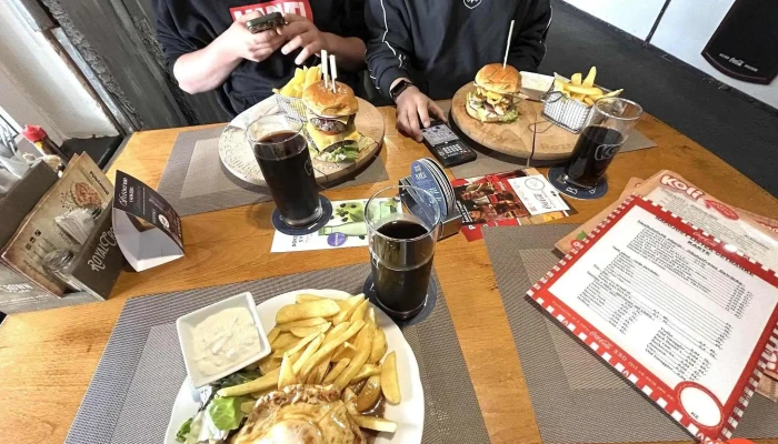 Motorest A Restaurace Usak Prunerov Nejnovejsi - Kadaň