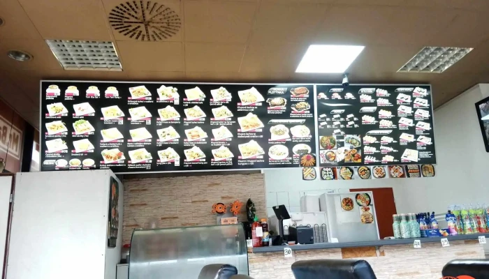 Mymy Bistro Vzhled A Atmosfera - Nábřeží 469