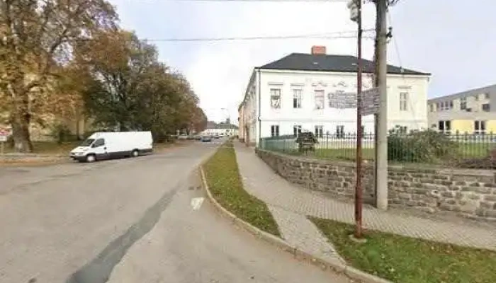 Na Krizovatce Vse - Brodská