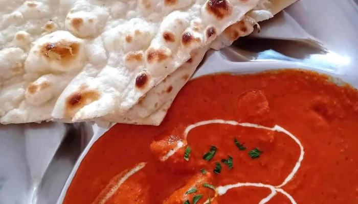 Namaste Himalaya Nepalsko Indicka Restaurace Murgh Makhani - Masarykovo Nám.
