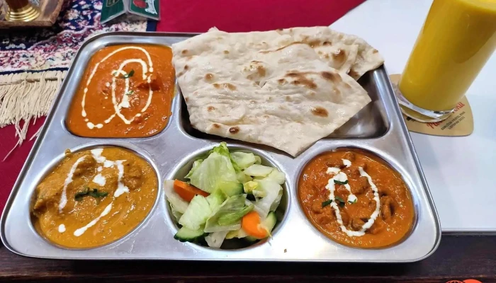 Namaste Himalaya Nepalsko Indicka Restaurace Thali - Masarykovo Nám.