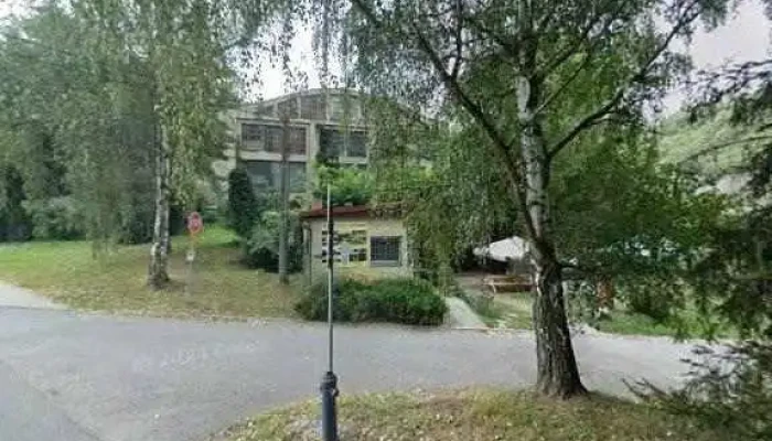 Obcerstveni Na Cyklostezce Kiosek U Privozu Ve Vranem Nad Vltavou Street View A 360deg - 1043