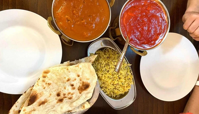Om -    Indicka A Nepalska Restaurace Jidlo A Piti - Žďár Nad Sázavou 5