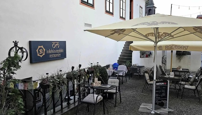 Om -    Indicka A Nepalska Restaurace Oblast - Žďár Nad Sázavou 5