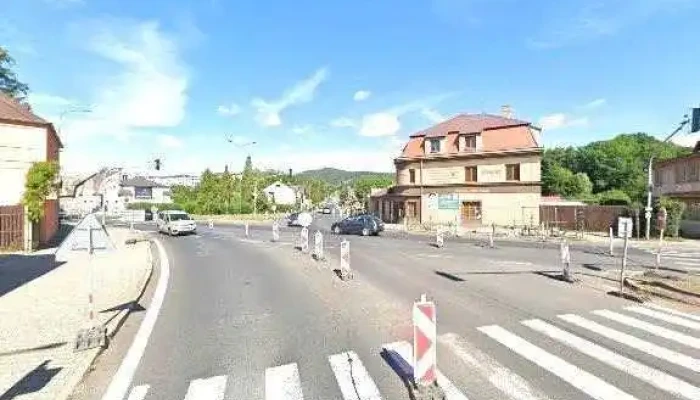 Omid Kebab Hamburger Street View A 360deg - Miřetice U Klášterce Nad Ohří